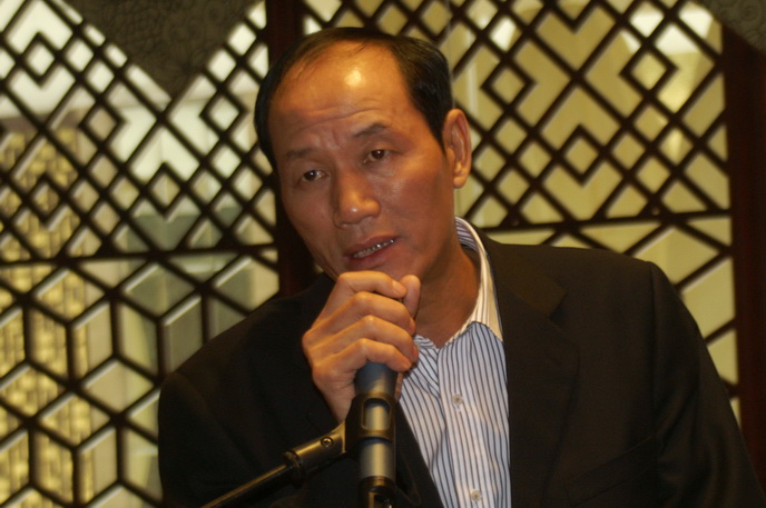 东莞市混凝土协会邓志华会长致欢迎词